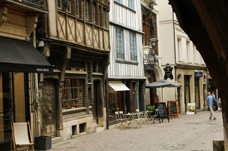 E-map : Unusual places & sweet/savoury specialties - Discovering Rouen with the Unusual Places & Specialty Map