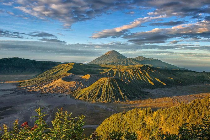 East Java Tours with Bromo Photography, Ijen Blue Fire and Waterfall - What Makes This Tour Stand Out?