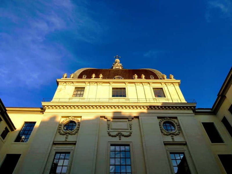Escape game at Lyon's Hôtel Dieu - Exploring Lyons Hôtel Dieu Through an Unique Lens
