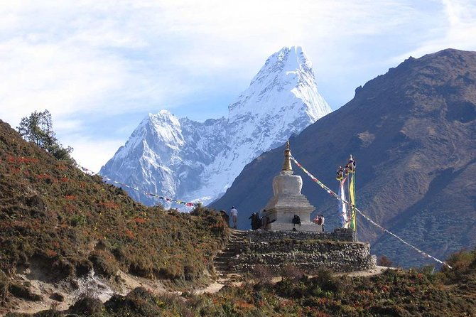 Everest Base Camp Trek with Helicopter Return from Gorakshep to Lukla - What Makes This Tour Stand Out?