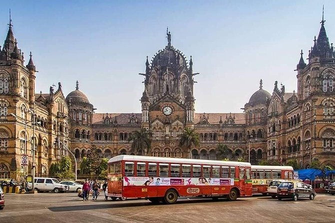 Explore Complete Mumbai City in 3 Days by Private Vehicle - Day 2: Exploring Districts, Markets, and Bollywood