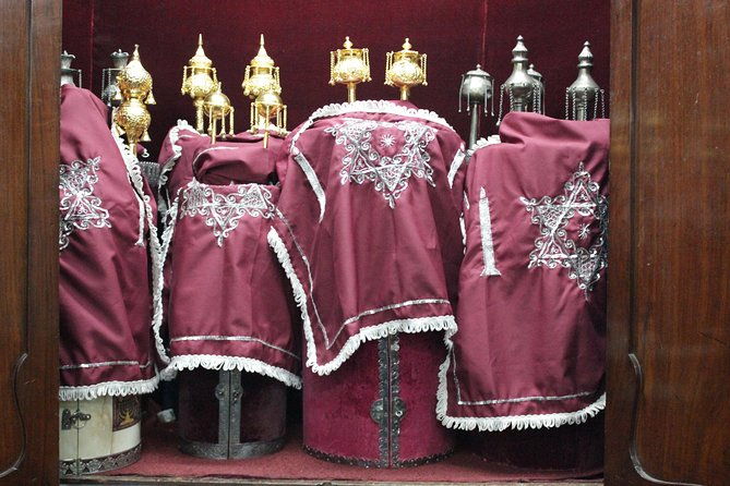 Find out about Mumbai's Jewish Heritage - with private transport and guide - A Complete Look at the Jewish Heritage Tour in Mumbai