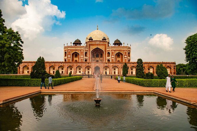 From Delhi: New and Old Delhi Private Sightseeing Tour - A Closer Look at the Itinerary