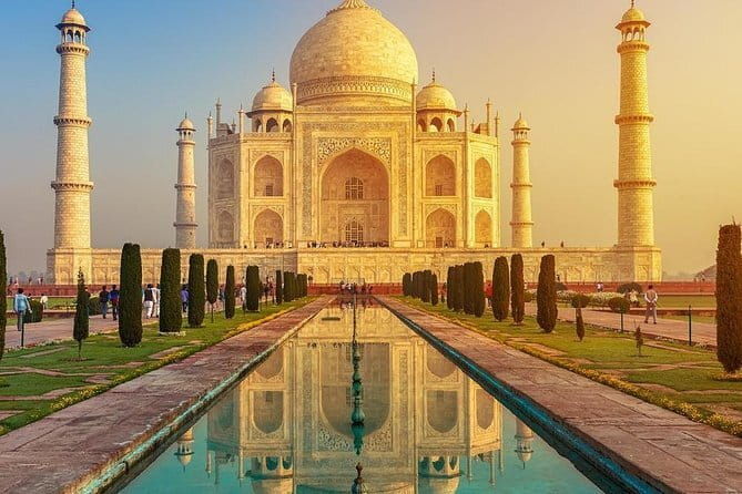 From Delhi: Private Taj Mahal Sunrise Tour with Agra Fort - A Closer Look at the Itinerary and What Youll Experience