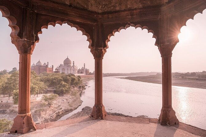 From Jaipur: Taj Mahal Sunrise & Agra Private Guided Day Trip - Detailed Review