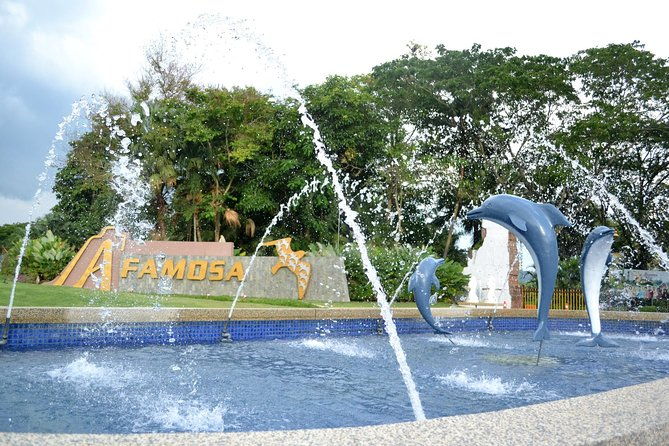 From Kuala Lumpur Full Day A'Famosa Theme Park Experience - Meeting the Animals at Safari Wonderland