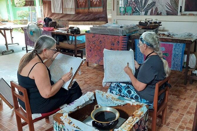 Full Day Private Batiks Class and Explore Miniature Park - Who Should Consider This Tour?