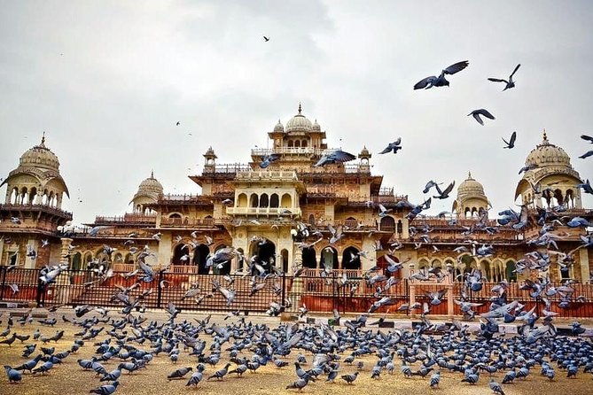 Full-Day Private Tour Heritage of Jaipur with Amber Fort - Optional: Chokhi Dhani Experience