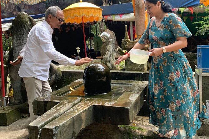 Full-Day Private Tour Phnom Kulen and Waterfalls - The Thousand Lingas: Ancient Carvings on the Riverbed