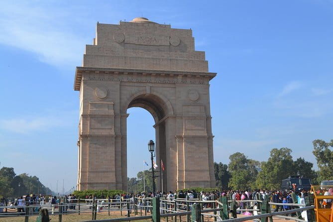 Full Day Sightseeing Tour of Delhi - Stop 2: Lotus Temple