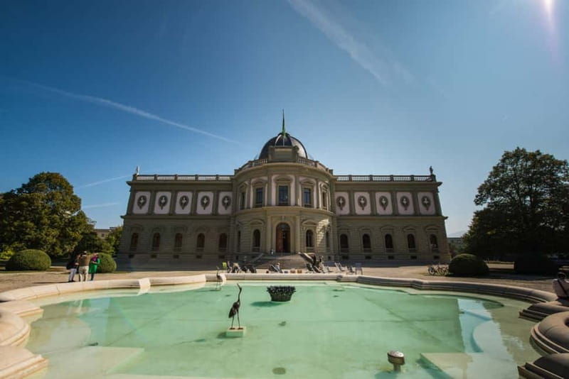 Geneva: City Tour and Fondue Cooking Class, Swiss Folklore - What Travelers Can Expect