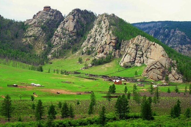 Genghis Khan Statue Complex plus bonus of Terelj National Park - Who Will Love This Tour?