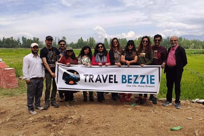 Group Kashmir Deluxe Tour & Tailored Ex Srinagar - Transport, Accommodation, and Value