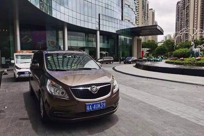 Guangzhou Downtown Hotel - Baiyun Airport OneWay Private Transfer - What to Expect from the Experience