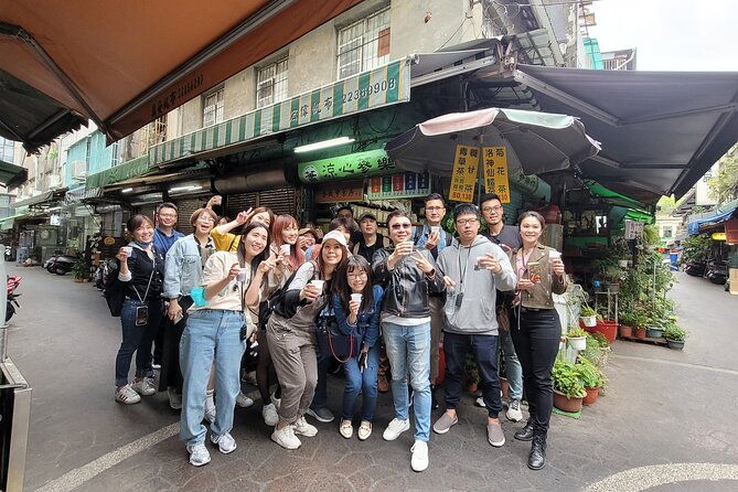 Guided Historical Tour in Taichung with Suncake DIY Experience - Practical Aspects and Value