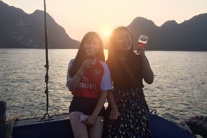 Ha Long Full Day Deluxe Trip - Long Route (6-Hour Trip) - Who Is This Tour Best For?