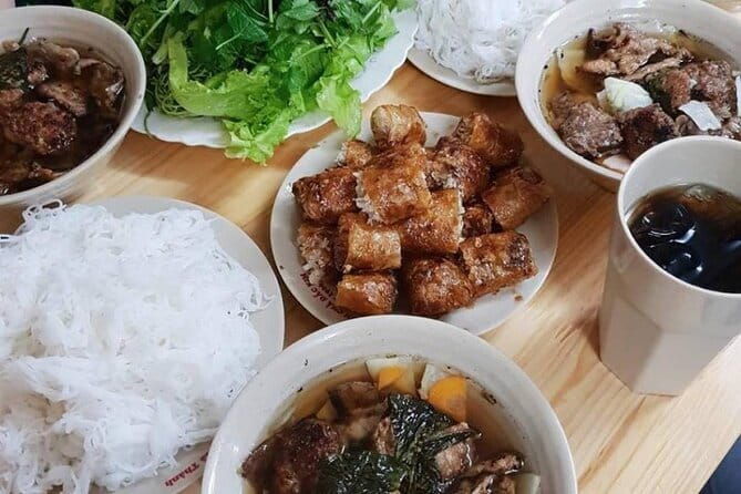 Hanoi Famous Michelin Guided Street Food Tour - The Experience: What Makes It Special?