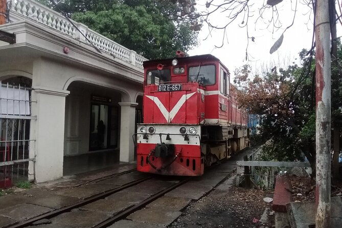 Hanoi Train Street Tour - Transportation and Group Size