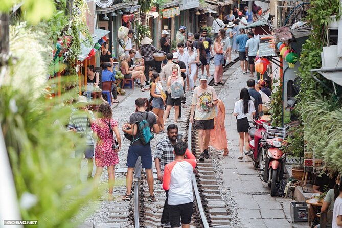 Hanoi Vespa After Dark Street food + Train Street+ Live Music - Authentic Experiences and Personal Touches