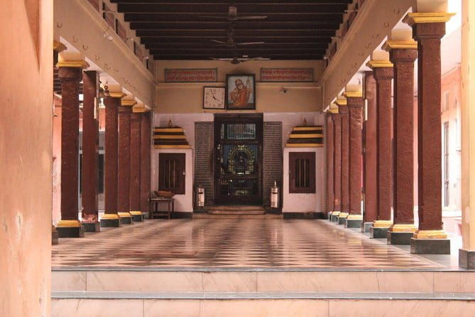 Hidden Alleys I - A walking tour in Varanasi, a journey to hidden areas of city. - Authentic Experiences & Local Interactions