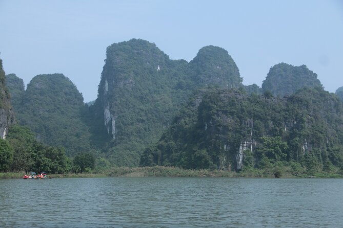 Hidden Ninh Binh Luxury Full Day Group Tour (Tam Coc - Hoa Lu) - Who Is This Tour Best For?