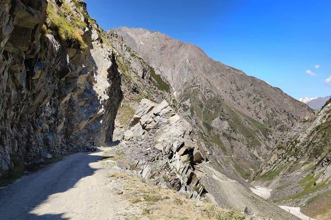 Himalayas: 10 Days Motorbike Tour To Sach Pass (North India) - Who Should Consider This Tour?