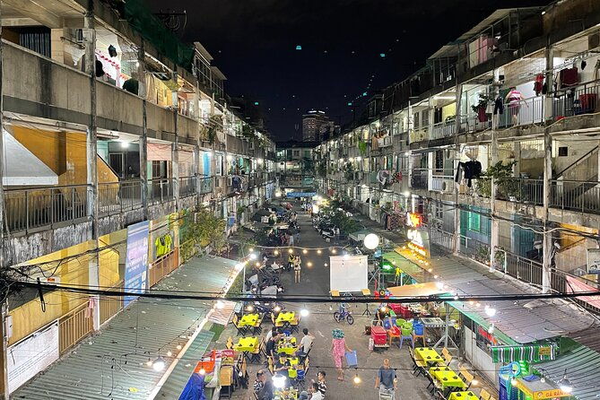 Ho Chi Minh city Walking Chinatown / HCM city walking food tour - The Scooter Option: A 2-Hour Rush Saigon Experience