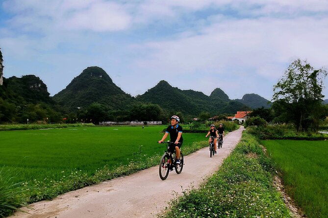 Hoa Lu - Tam Coc - Ninh Binh Day Tour: Biking, Visit Local Family - The Value of the Experience