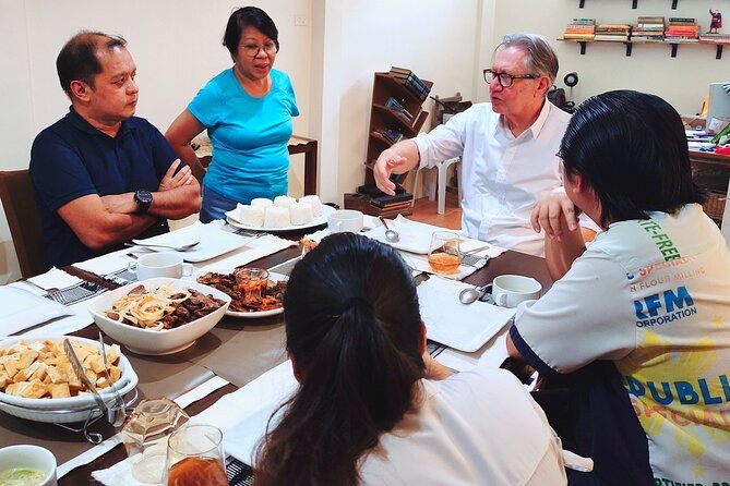 Home Cooked Meal with a Filipino Grandma - The Neighborhood and Accessibility