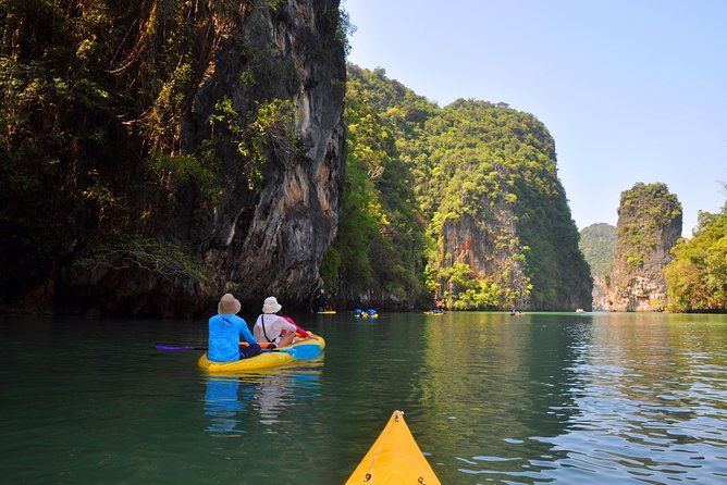 Hong by Starlight John Gray's Sea Canoe - What Sets This Tour Apart?