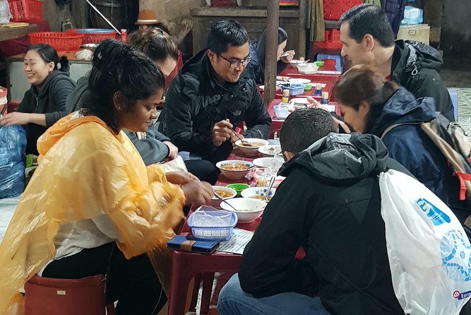 Hue Street Food walking Tour: the most popular & typical dishes - Practical Details and Tips