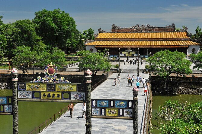 Hue Tour: Walking in Imperial City with Optional Dragon Boat - The Highlights of the Itinerary in Detail