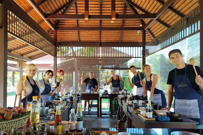 Indulge in Authentic Thai Flavors and Serene Organic Farm (Full Day Course) - What Reviewers Love About This Experience