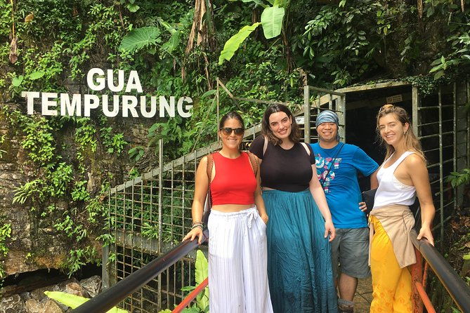 Ipoh Gua Tempurung, Caves Temples, Mirror Lake and Castle Tours - What’s Included and What’s Not
