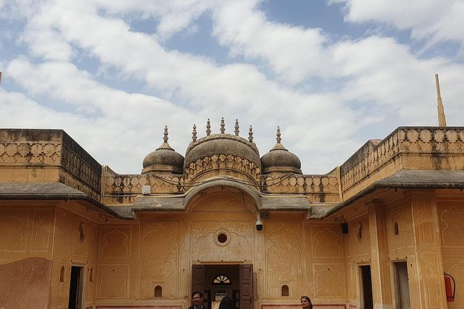 Jaipur: Half day tour of Amer Fort & Nahargarh Fort by Car - FAQs