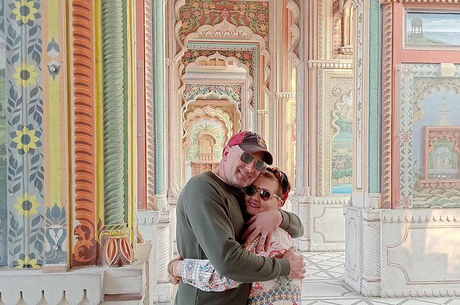 Jaipur Sightseeing and Shopping: Guided Tour by Private Car - Summary of Key Benefits