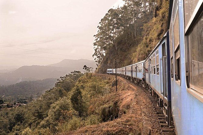 Kandy to Ella train ride on (Train No: 1005 "Podi Menike") - The Sum Up