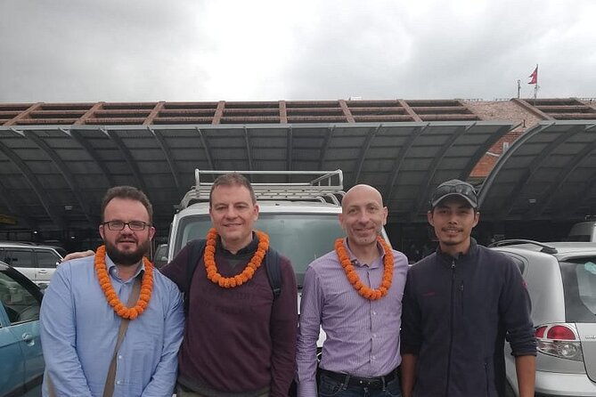 Kathmandu Airport Private Transfers - The Booking Process and Vehicle Options