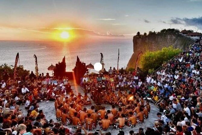 Kecak fire dance in Uluwatu - The Sum Up