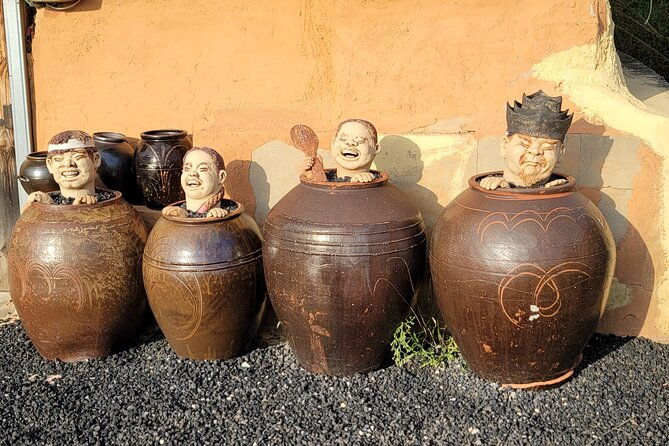 Korean Pottery Town Tour with the pottery class from Busan - Visiting Local Markets: Taste, Sight, and Sounds