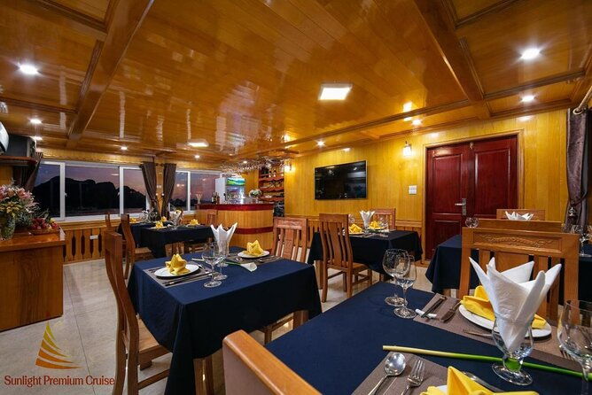 Lan Ha bay Boutique Cruise 2D/1N Tour: Kayaking & swimming at pristine places - Day 1: From Hanoi to the Azure Waters