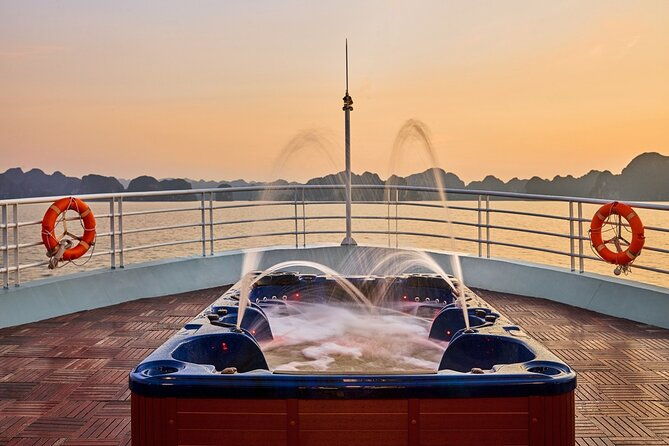 Lan Ha bay luxury cruise 2D/1N: Kayaking, Swimming & full meals, pristine bay - FAQ