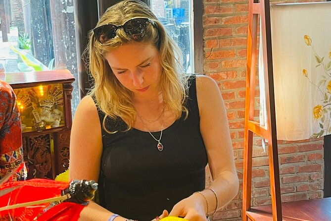 Lantern Making class with Ms. My in Local's Home - Why the Price Is Truly a Bargain