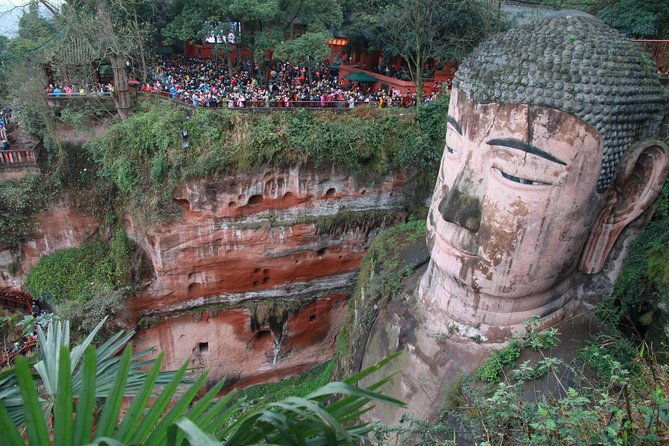 Leshan Giant Buddha and Huanglongxi Ancient Town Day Trip - The Full Breakdown: What to Expect
