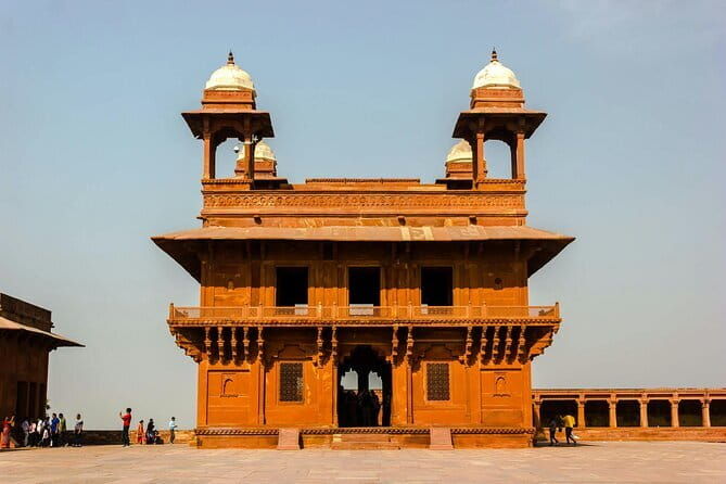 LOCAL Agra :Taj Mahal Sunrise and Sunset Private Tour by Car - What Makes This Tour Stand Out?