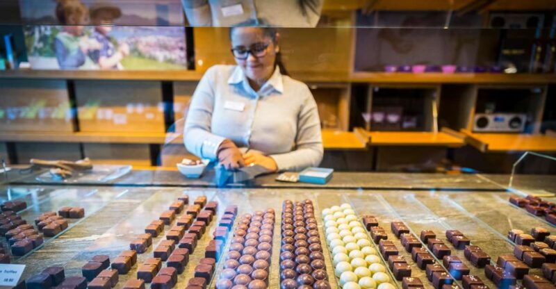 Lucerne: Chocolate Tasting with Lake Trip and City Tour - What Makes This Tour Stand Out