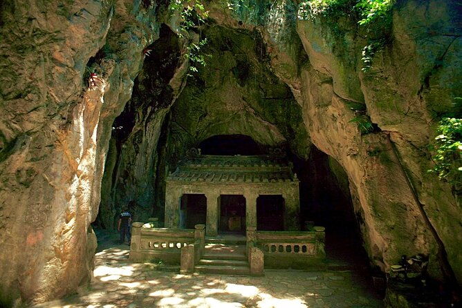 Marble Mountains and Hoi An Group Tour - Stepping into Hoi An’s Timeless Charm