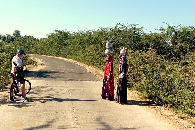Morning Bike Tour of Udaipur - The Experience from a Traveler’s Perspective
