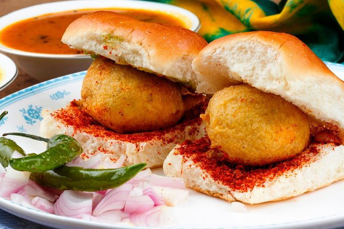 Mumbai Local with Street Food Tour in Private Vehicle - Deep Dive into the Itinerary