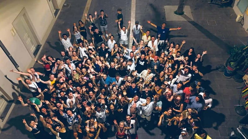Nice: Party Bar Crawl, 4 Bars + 1 Club with VIP & Free Shots - How the Experience Unfolds